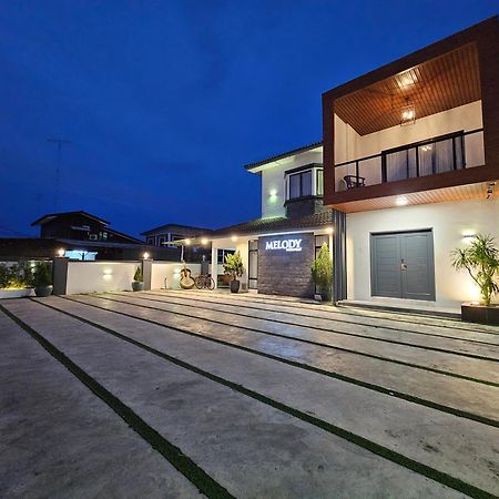 Melody Whole Or Suite Room Muar Bagian luar foto